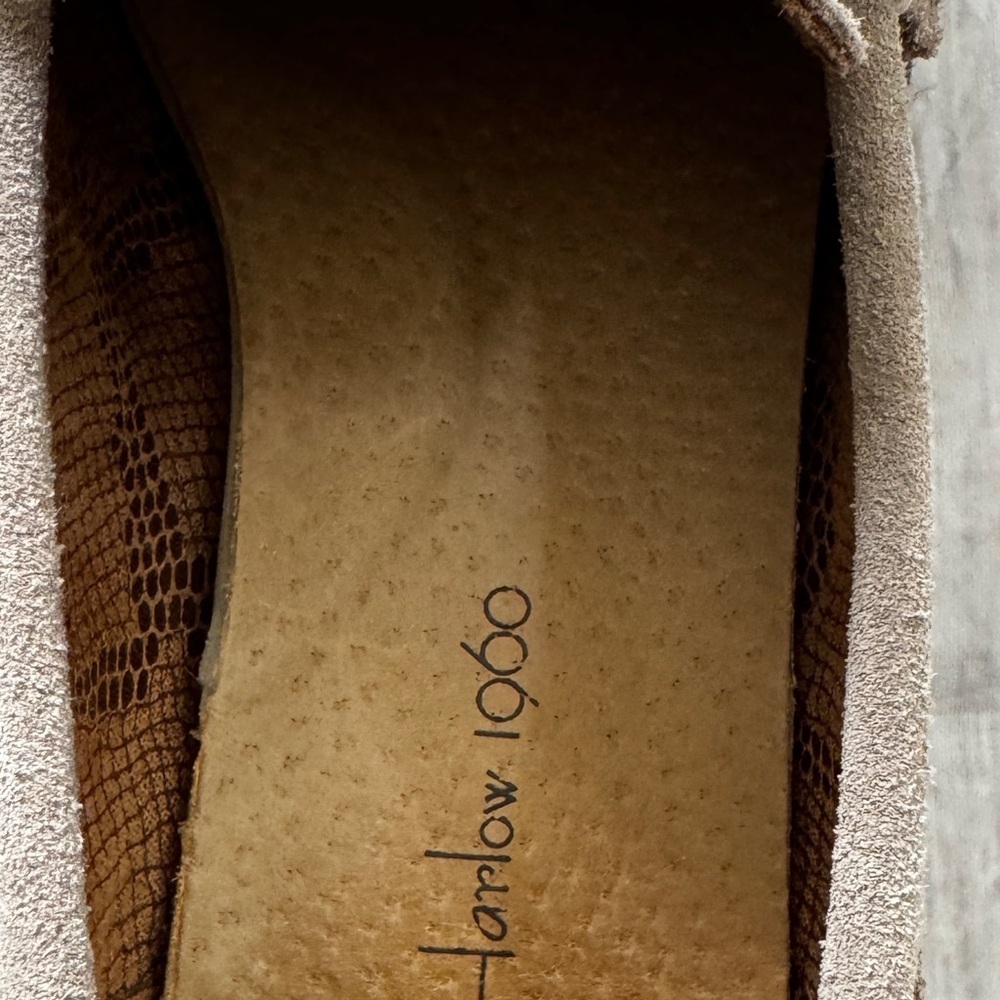 HOUSE OF HARLOW 1960 Taupe Suede Gunner Loafers Size 9 - Picture 7 of 9